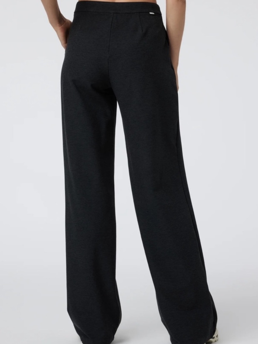 Vuori | Elevation Trouser | Black Heather | Women’s Size Small - Picture 3 of 10